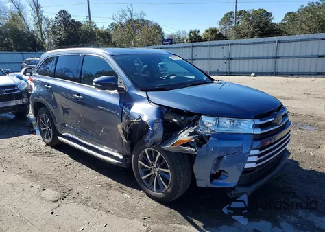 2018 Toyota Highlander Se из США, поврежденный, VIN 5TDKZRFH7JS260197